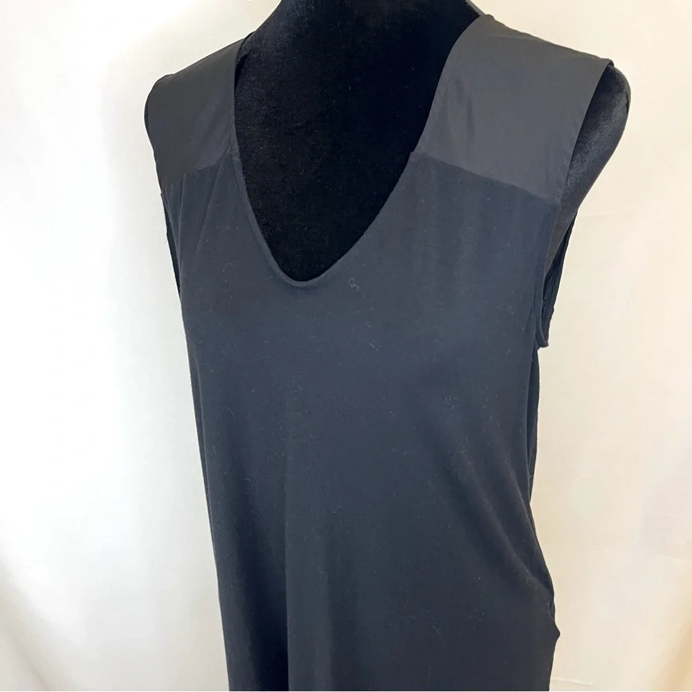 Banana Republic Black Blouse - Picture 5 of 11
